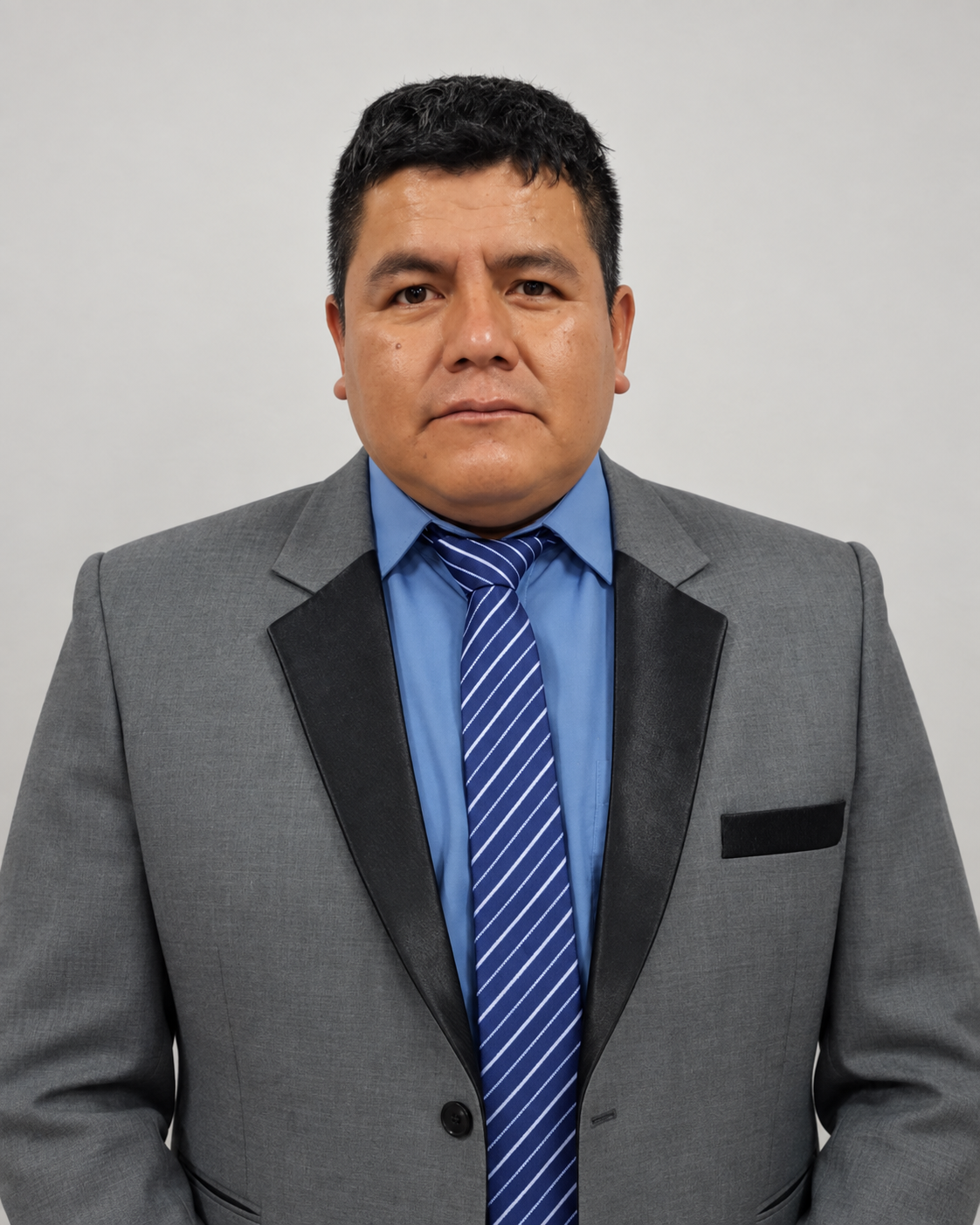 Prof. Luis Alberto Auris Ramos